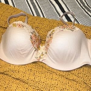 Victoria’s Secret Body by Victoria strapless 32DD NWT